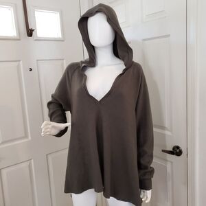 Urban Outfitters Project Social T V Neck Hooded Top Side Slit